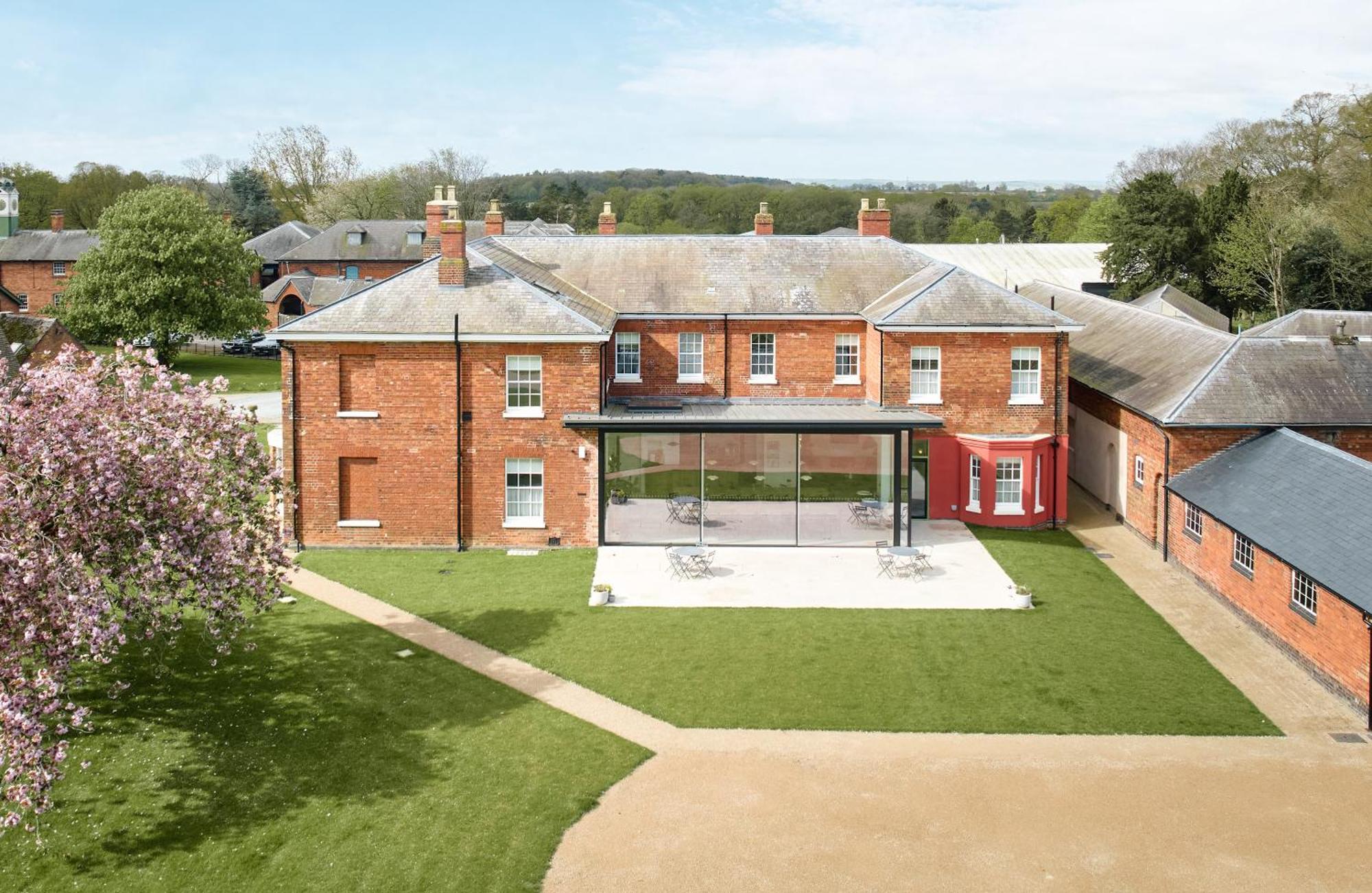 Constantine House Hotel Tamworth Exterior photo